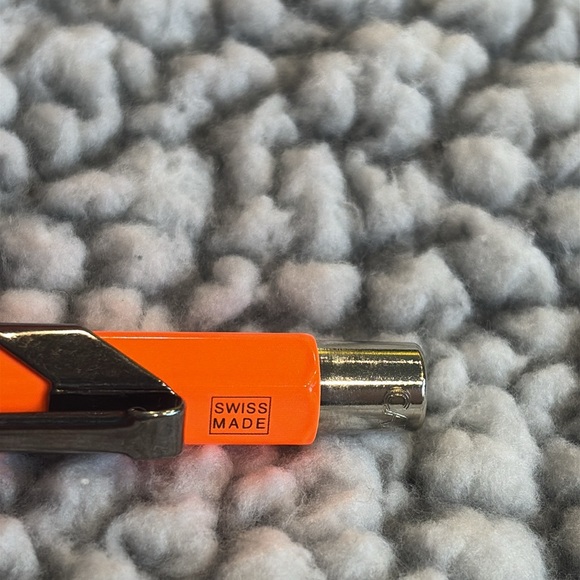 New Carand'Ache Metal Collection Orange Click System Classic Clip Ballpoint Pen! - Picture 7 of 8